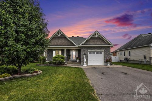 4995 Du Centre St, Wendover, ON, K0A3K0 | Card Image