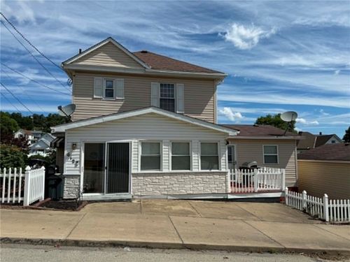612 5th St, Donora, PA, 15033-1822 | Card Image