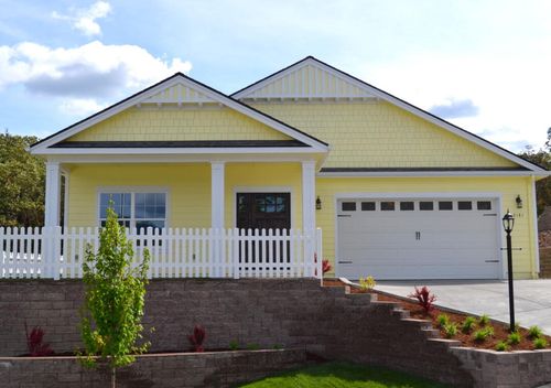 2181 Se Wyndham Way, Grants Pass, OR, 97527-5690 | Card Image