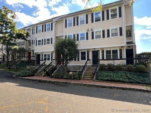 23-23 Highland Rd, Stamford, CT, 06902-2850 | Card Image