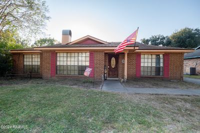 Front of Home 2 | Image 1