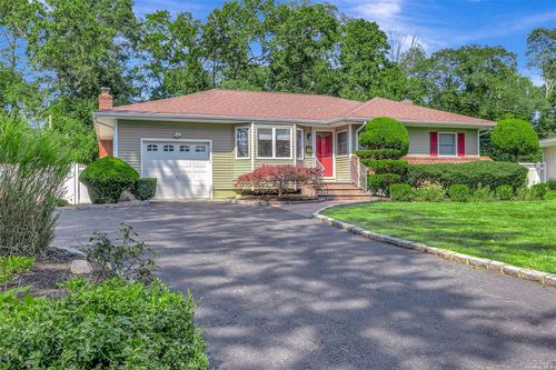 48 Tanglewood Drive, Smithtown, NY, 11787 | Card Image