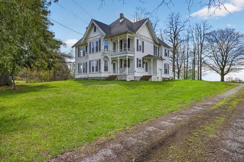 2375 Benson Rd, Skaneateles, NY, 13152-9636 | Card Image