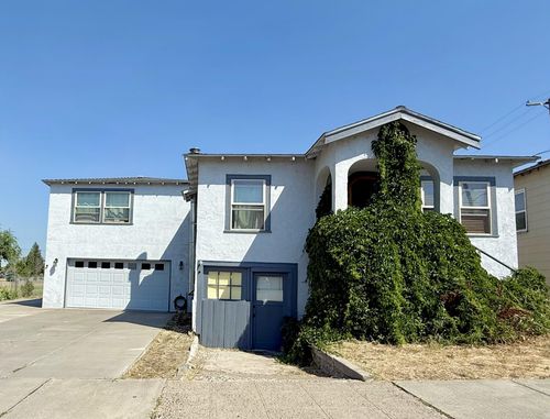 1859 Leroy St, Klamath Falls, OR, 97601-1858 | Card Image