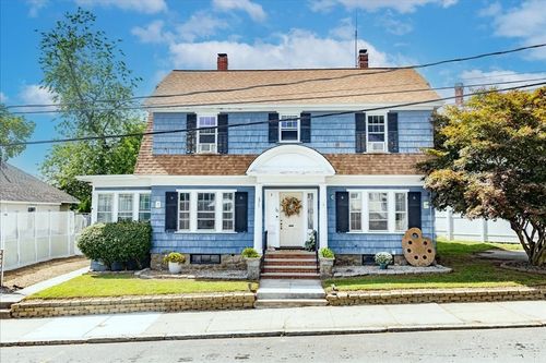 16 Hallenan Ave, Lawrence, MA, 01841-3219 | Card Image