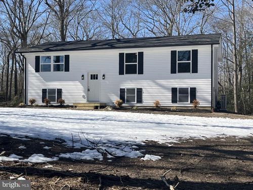 9458 Benson Rd, Lincoln, DE, 19960-3049 | Card Image