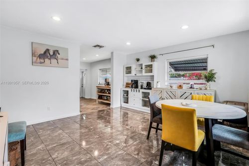 7211 Nw 76th St, Tamarac, FL, 33321-5146 | Card Image