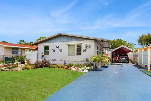 5637 Sw 40th St, West Park, FL, 33023-6123 | Card Image