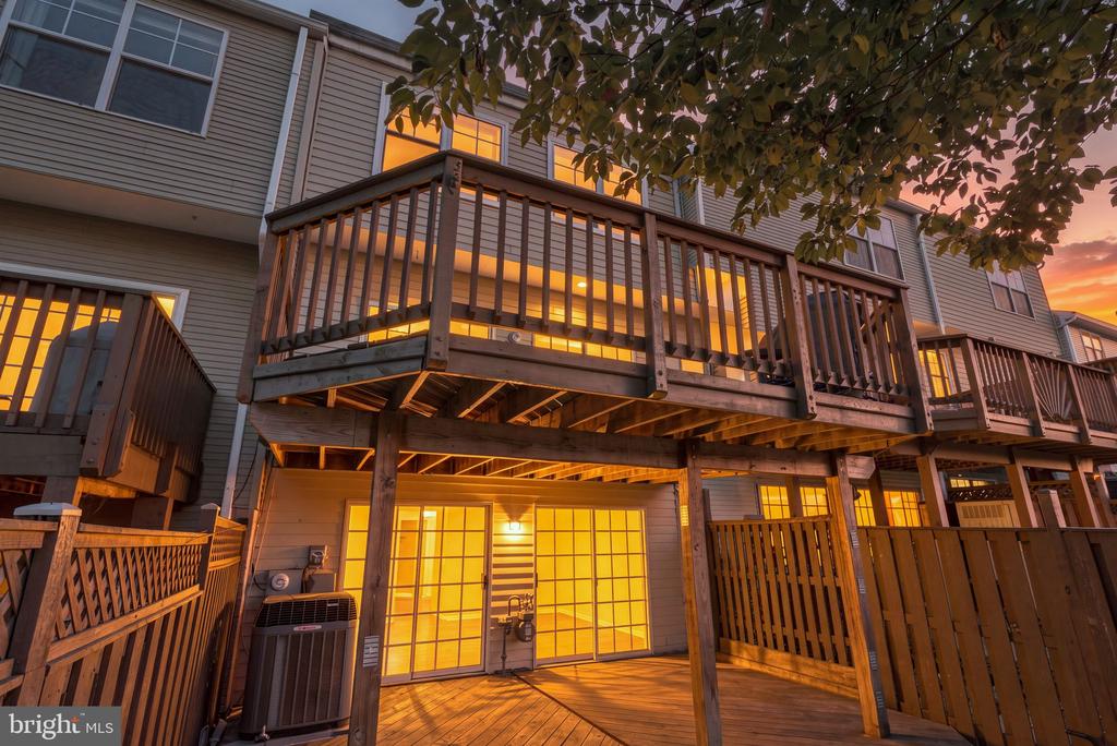 Residential in WOODBRIDGE 3