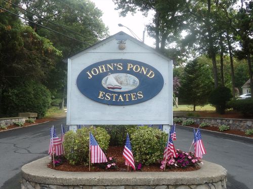 118 Pond Cir, Mashpee, MA, 02649-4905 | Card Image