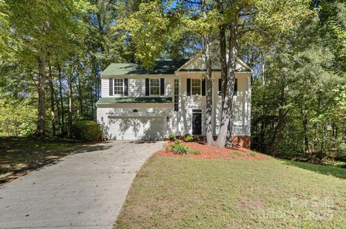 8731 Woodhill Manor Ct, Charlotte, NC, 28215-8317 | Card Image