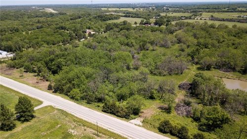 35900 Plum Creek Rd, Osawatomie, KS, 66064-5124 | Card Image