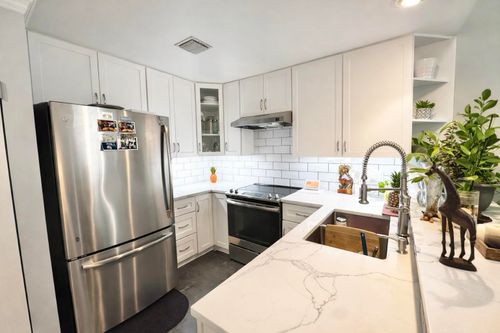 7174 Sportsmans Dr, North Lauderdale, FL, 33068-5400 | Card Image