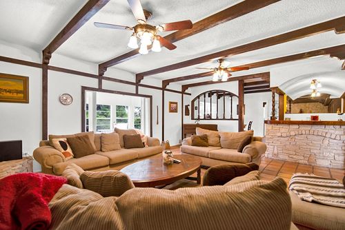 182 Little Ranch Rd, Red Rock, TX, 78662-4539 | Card Image