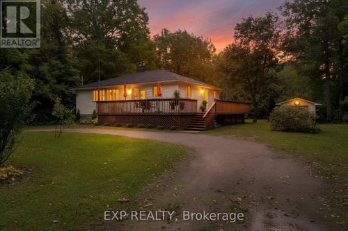 34 Staglir Dr, Tiny, ON, L9M0H2 | Card Image