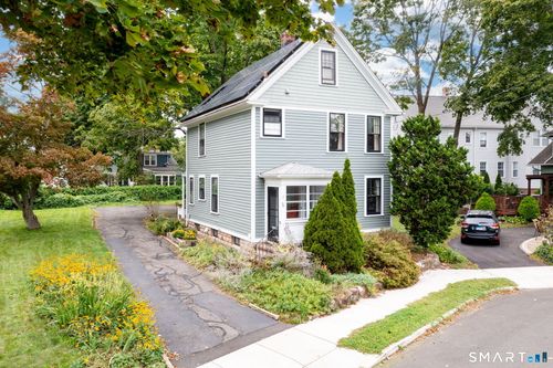 50 Glendale St, Hamden, CT, 06517-2821 | Card Image