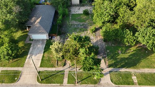 2818 Meadow St, Dallas, TX, 75215-1720 | Card Image