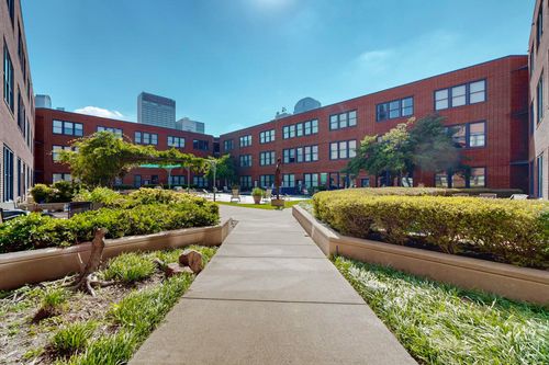 217-2502 Live Oak St, Dallas, TX, 75204-5606 | Card Image