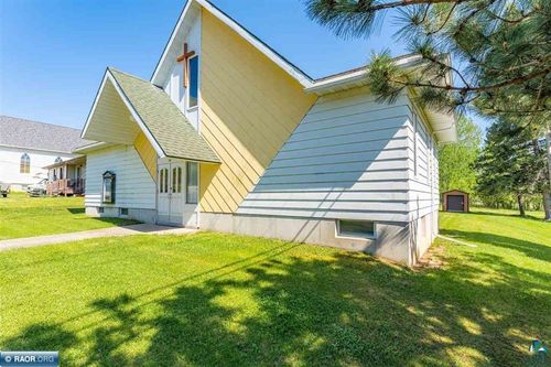 32 Church St, Soudan, MN, 55782-2204 | Card Image