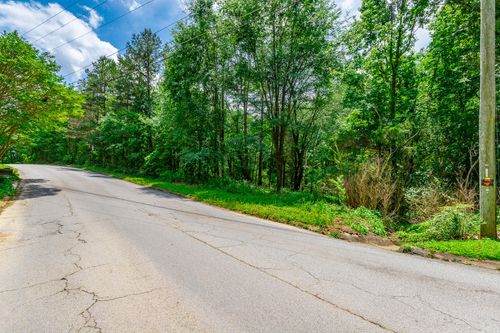 7118 Flagstone Dr, Ooltewah, TN, 37363-8776 | Card Image