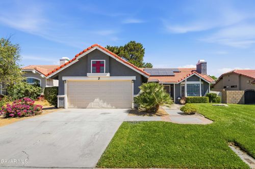 1017 E Avenue K6, Lancaster, CA, 93535-4886 | Card Image