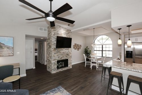 2024-8300 E Via De Ventura, Scottsdale, AZ, 85258-3173 | Card Image