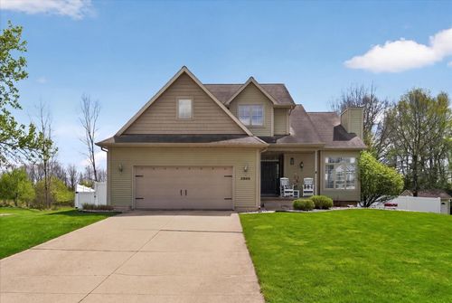 3849 Thorncrest Dr, Jackson, MI, 49203-7103 | Card Image