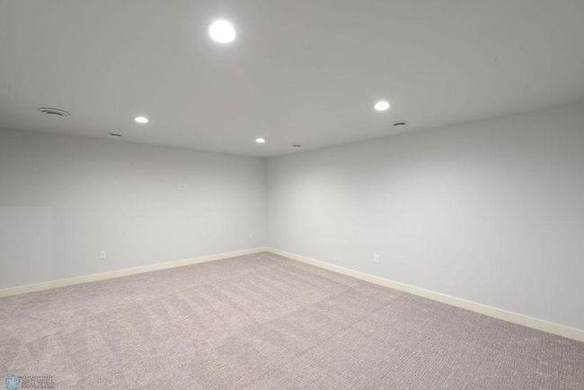 Photo of previous model | Image 43