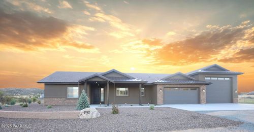 9192 N Doc Bar Rd, Prescott Valley, AZ, 86315-4053 | Card Image