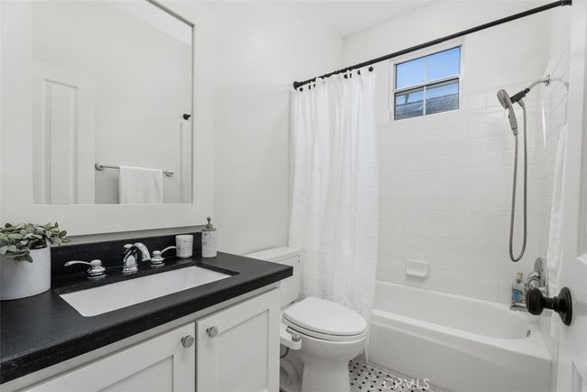 20 Fecamp, Condo with 3 bedrooms, 3 bathrooms and 2 parking in Newport Coast CA | Image 19