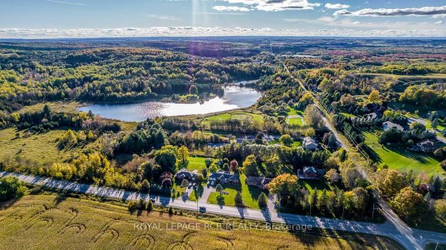 4372 10 Side Road, House other with 4 bedrooms, 4 bathrooms and 10 parking in Bradford West Gwillimbury ON | Image 40