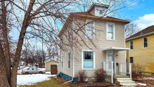 748 Conger St, Waterloo, IA, 50703-5614 | Card Image