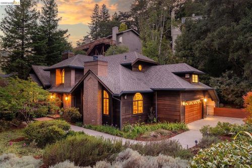 6685 Shepherd Canyon Rd, Oakland, CA, 94611-1453 | Card Image