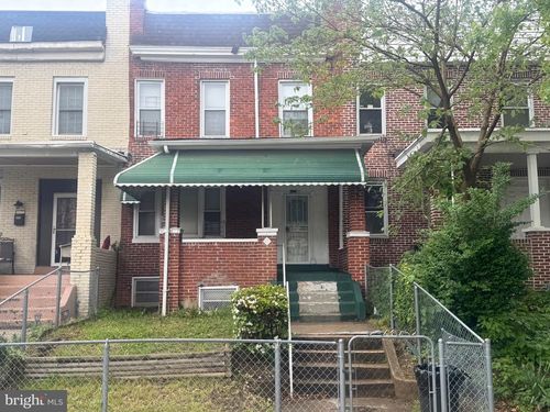 122 N Hilton St, BALTIMORE, MD, 21229-3749 | Card Image