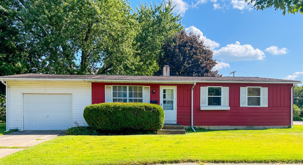 Beverly St, Sturgis, MI 49091
