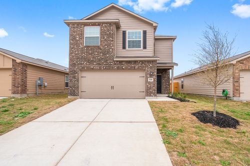 719 Wonderland Trl, New Braunfels, TX, 78132-0136 | Card Image