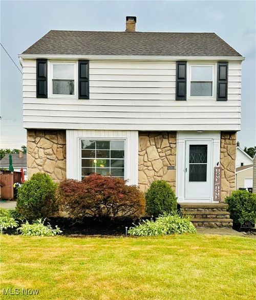 6311 Velma Ave, Parma, OH, 44129-1542 | Card Image