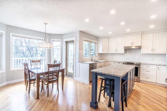 59 Schooner Close Nw, Home with 4 bedrooms, 3 bathrooms and 4 parking in Calgary AB | Image 7