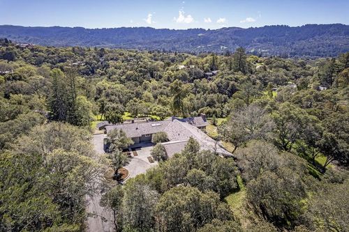 747 Westridge Drive, Portola Valley, CA, 94028 | Card Image