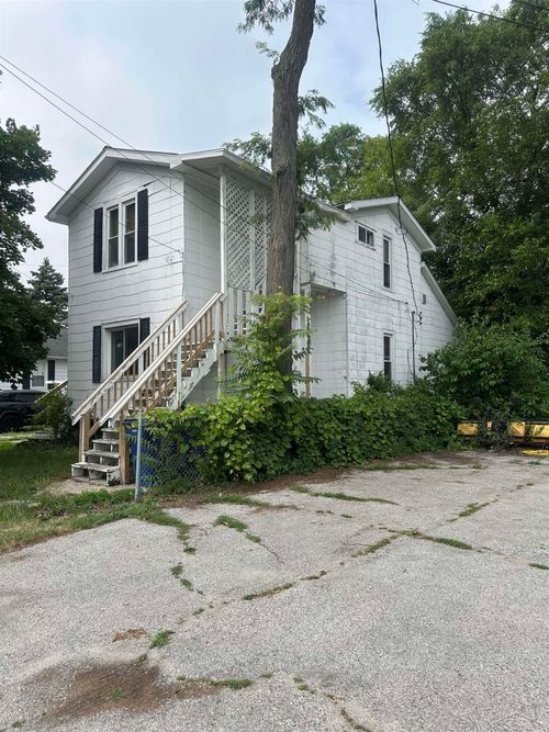 403 State St, Bay City, MI, 48706-3787 | Card Image