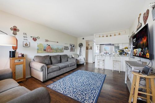 37-569 E St, Chula Vista, CA, 91910-2375 | Card Image