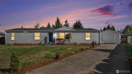 1904 Trillium Ln, Centralia, WA, 98531-3466 | Card Image