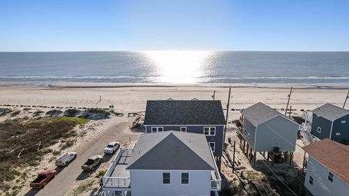 123 Carlton Ave, Surfside Beach, TX, 77541 | Card Image
