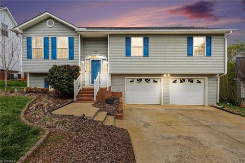 4045 Lenora Dr, Winston Salem, NC, 27107-1975 | Card Image