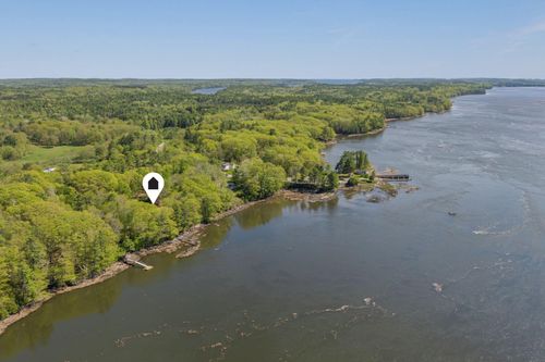 26 Palmer Rd, Westport Island, ME, 04578-3118 | Card Image
