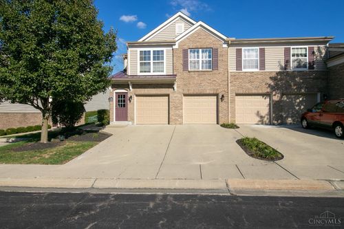 7664 Bridge Point Dr, Cincinnati, OH, 45248-1921 | Card Image