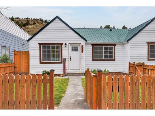 407 S Canyon Blvd, JohnDay, OR, 97845 | Card Image