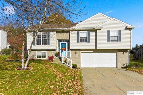 8208 Bancroft Ave, Lincoln, NE, 68506-4752 | Card Image