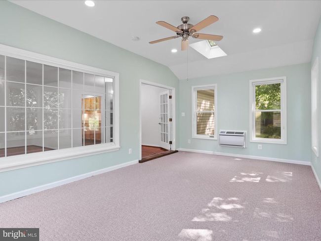 5281 Navaho Dr, House other with 4 bedrooms, 3 bathrooms and null parking in Alexandria VA | Image 16