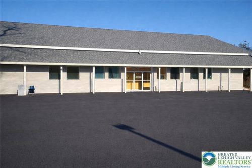 ste-202a-149 Sawmill Ct, East Stroudsburg, PA, 18301-8105 | Card Image